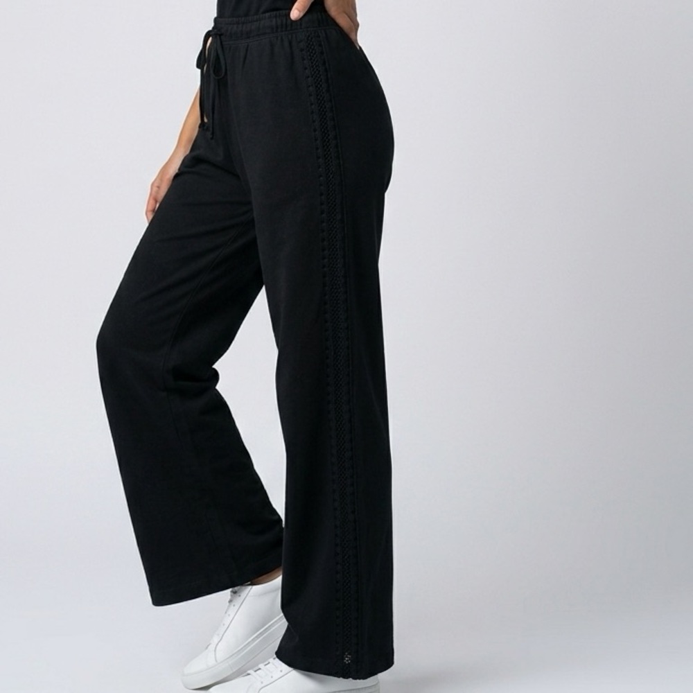 NWT Z Supply Take All Sweatpants with Crochet seam